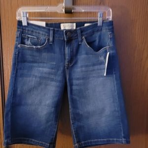 Jessica Simpson- Maxwell jean Bermuda shorts
